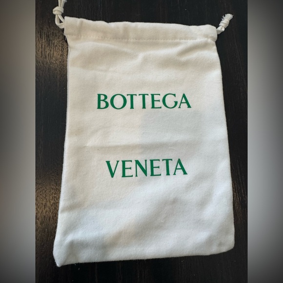 Bottega Veneta Accessories - Bottega Veneta Small Dustbag 11x8 NEW 🔥🔥